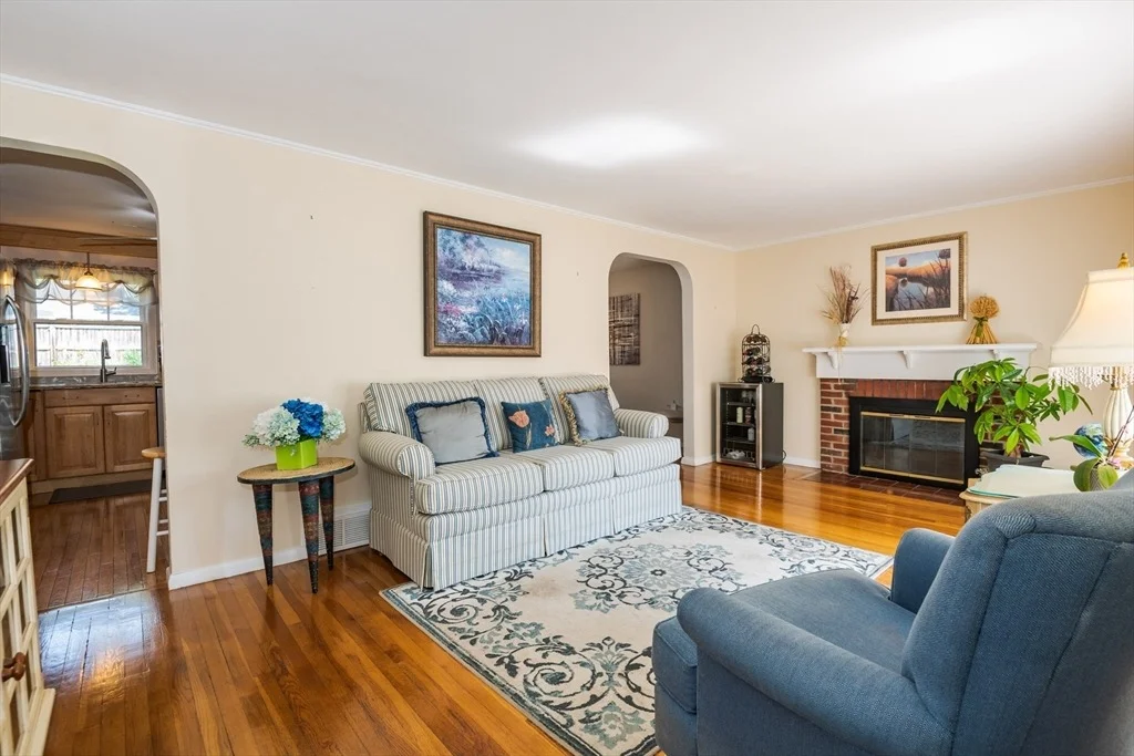 Photo of 47 Sharon Rd