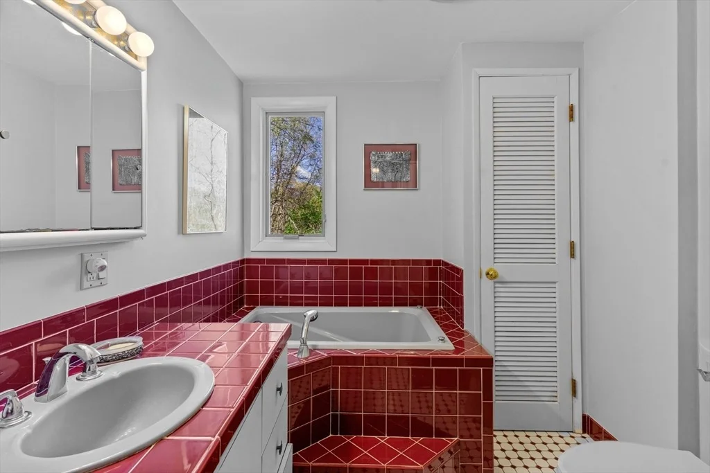 Photo of 121 Brook St