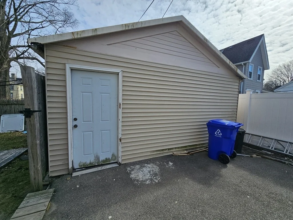 Photo of 1110 River St
