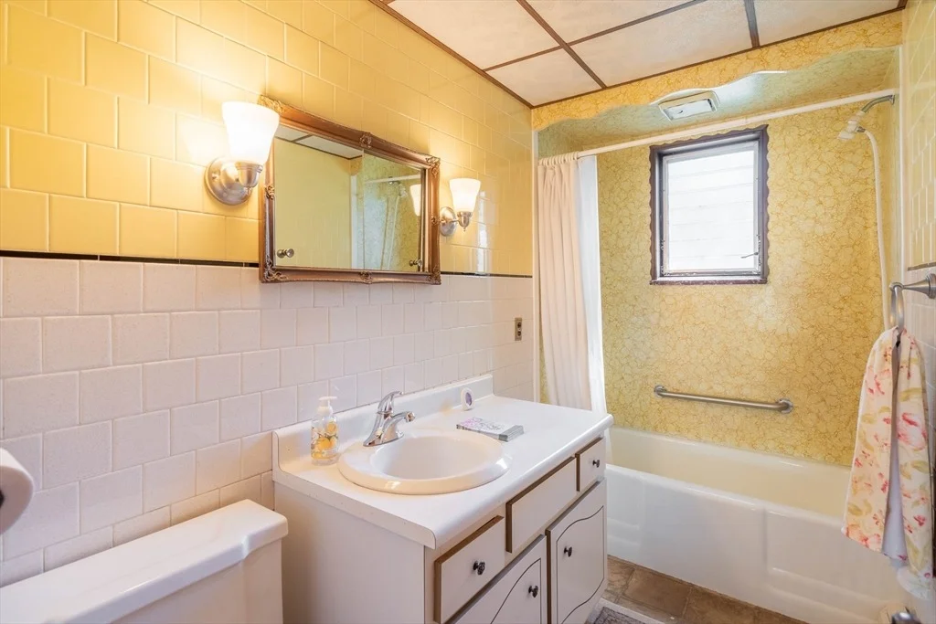 Photo of 22 Sherbrook Ave