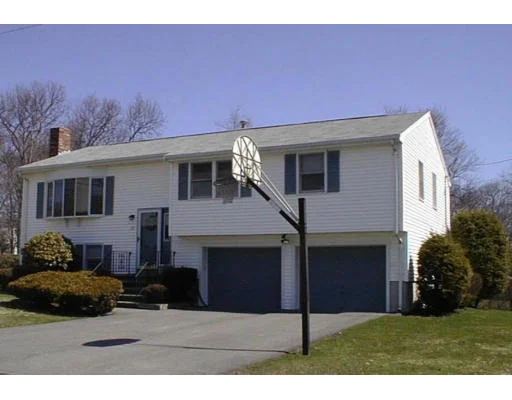 Photo of 37 Old Farm Rd