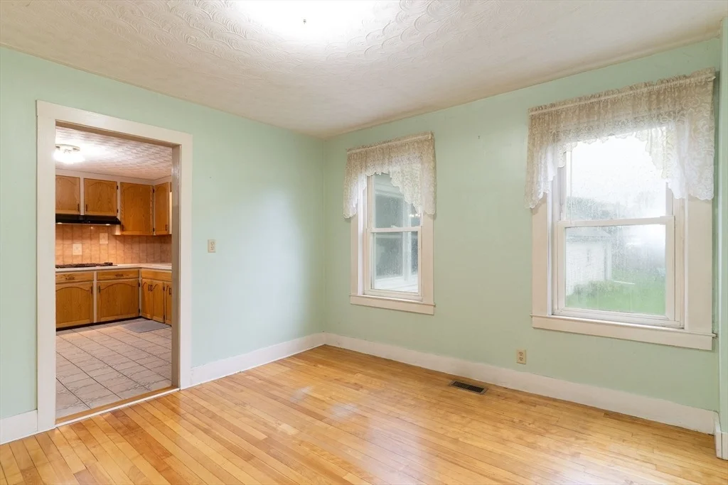Photo of 6 Maynard St