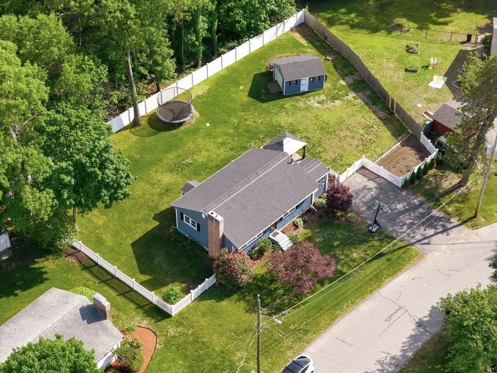Photo of 2 Fairmeadow Rd