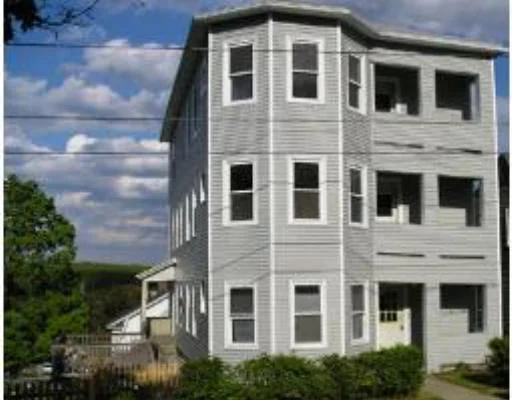 Photo of Unit 3 at 15 Carlstad St