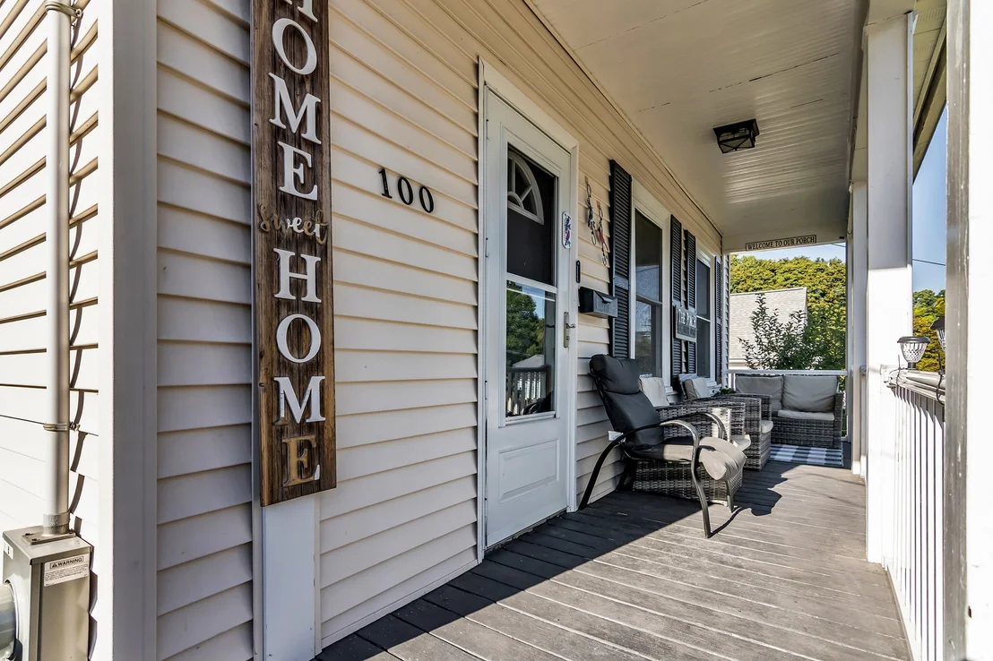 Photo of 100 Clover St
