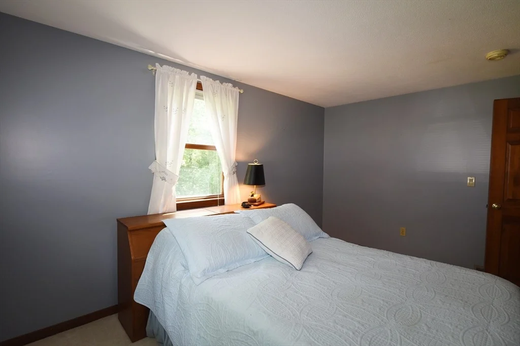 Photo of 212 Spruce Way