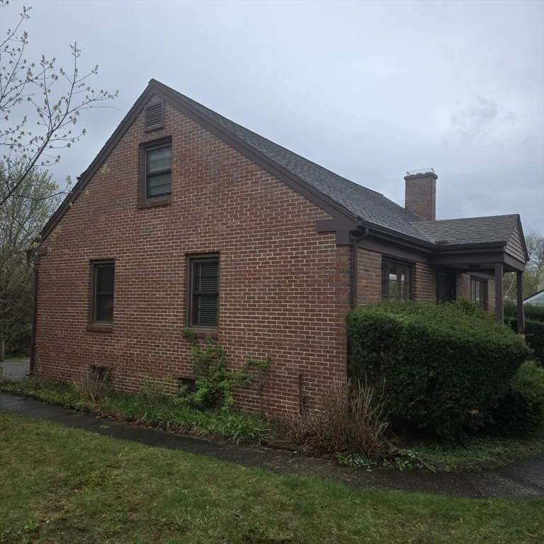 Photo of 30 Woodcrest Road