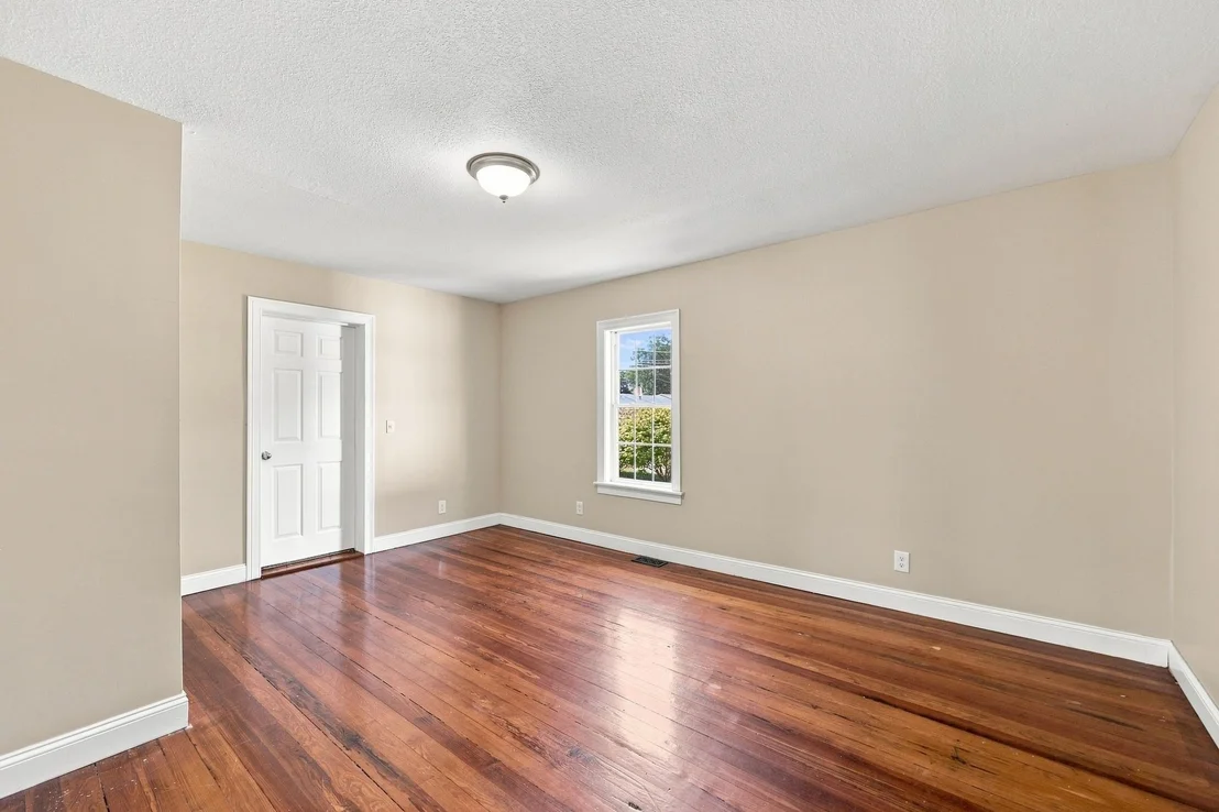 Photo of 8 Caddyshack Dr