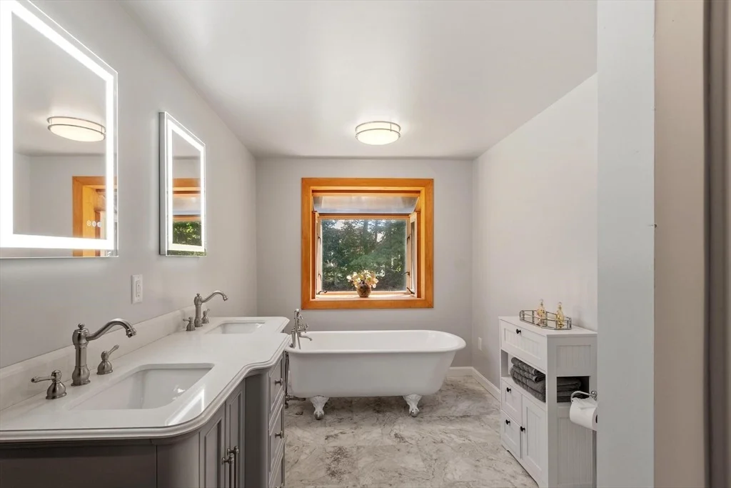 Photo of 79 Bathrick Rd