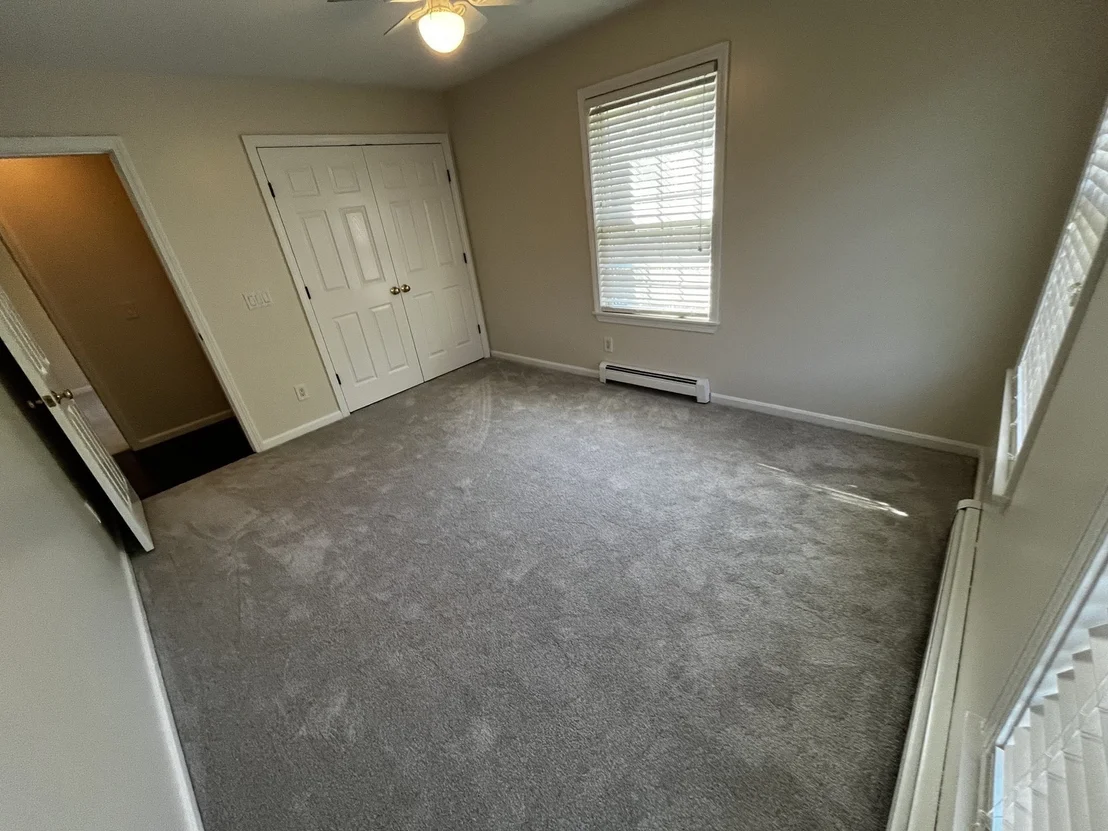 Photo of 8 Pinewood Rd