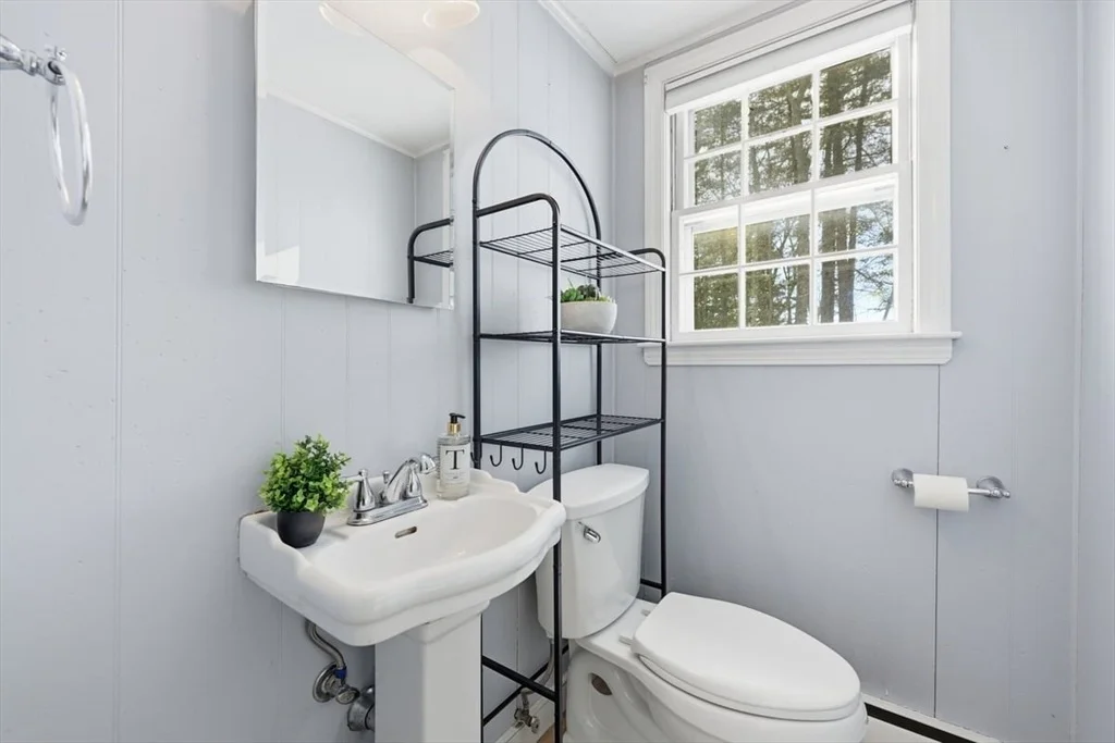 Photo of 276 Pond Street