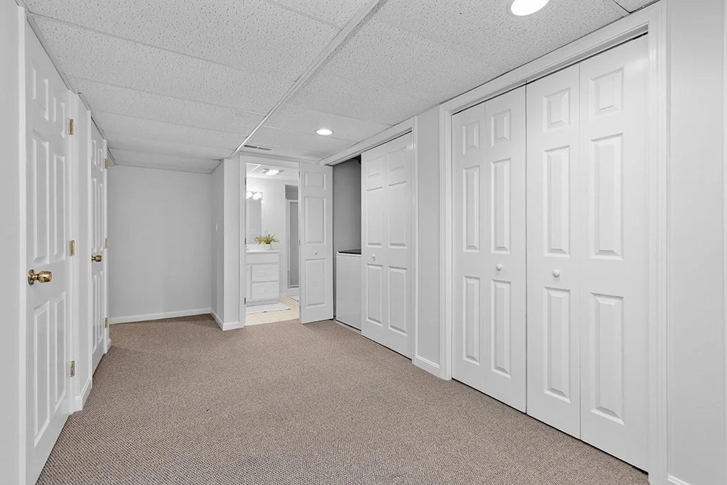 Photo of 8 Autumn Ln