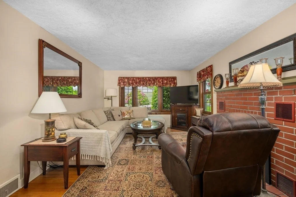 Photo of 23 Walnut Street