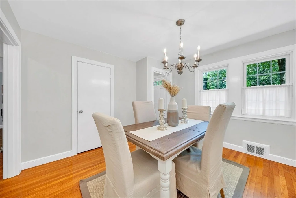 Photo of 43 Plain Rd