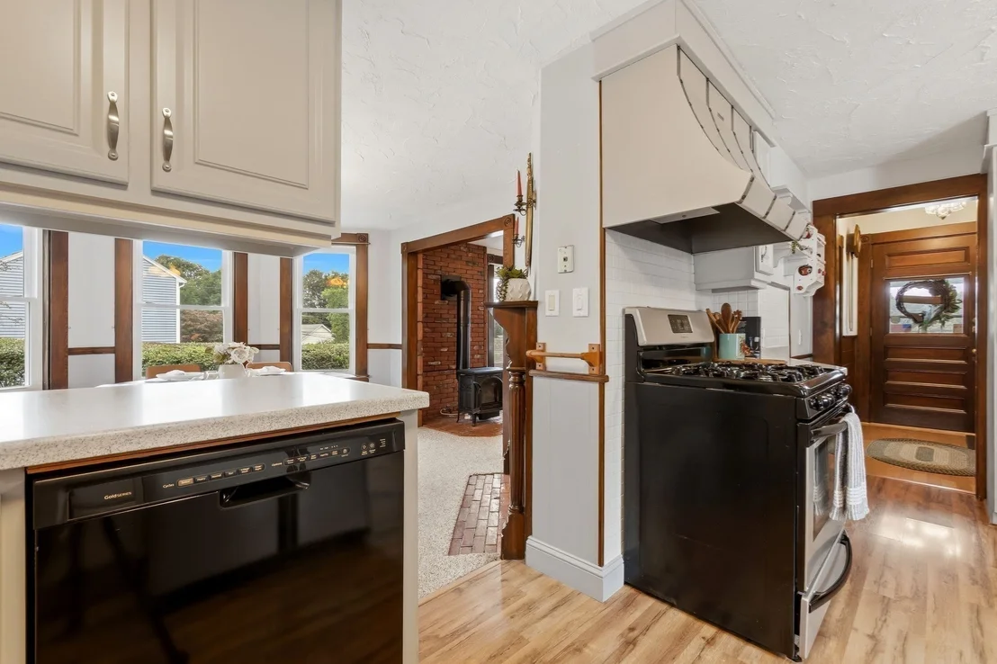 Photo of 4 Longfellow St