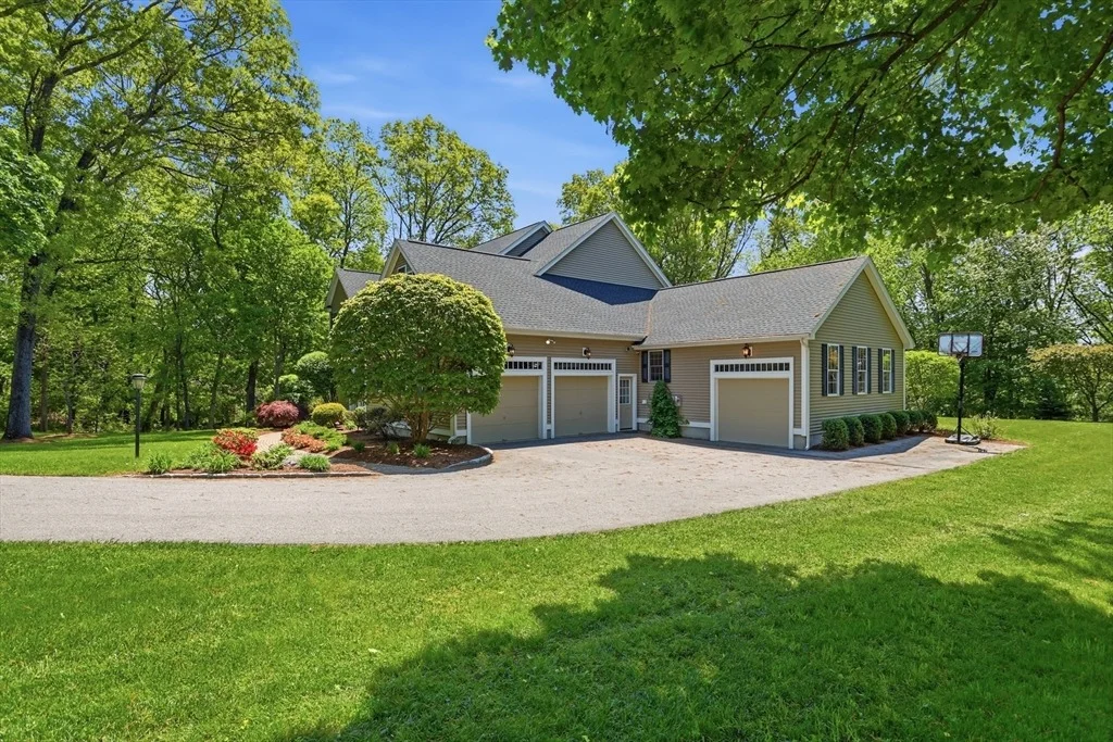 Photo of 71 Chamberlain Rd
