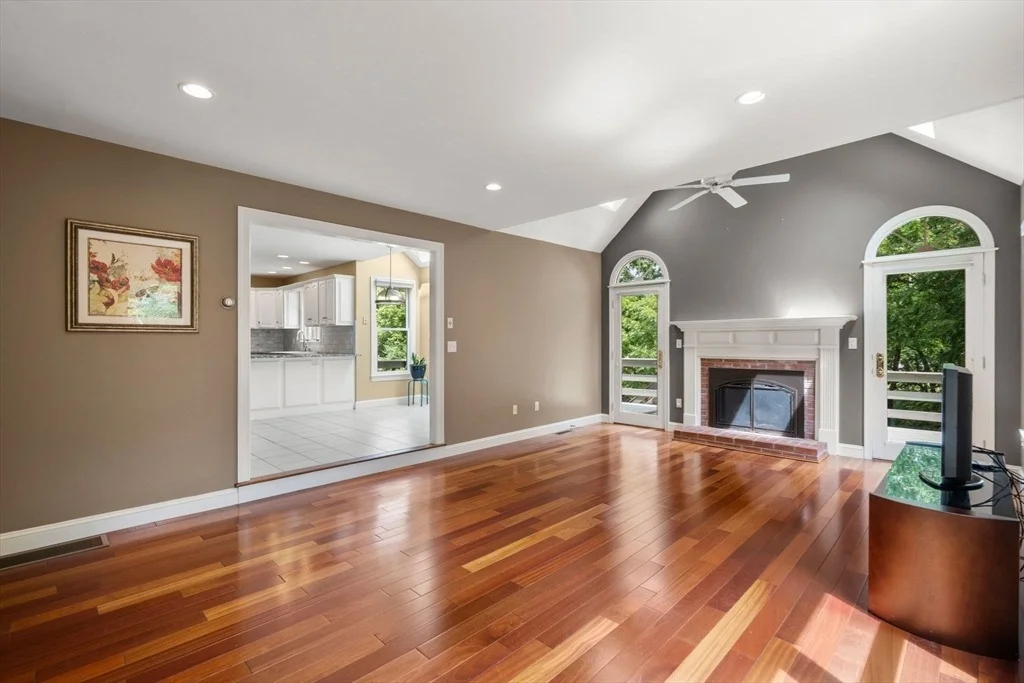 Photo of 8 Piccadilly Way