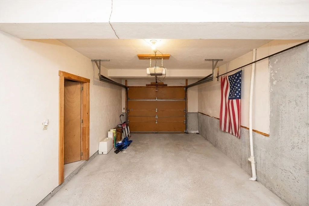 Photo of Unit 1201 at 31 Blithewood Ave
