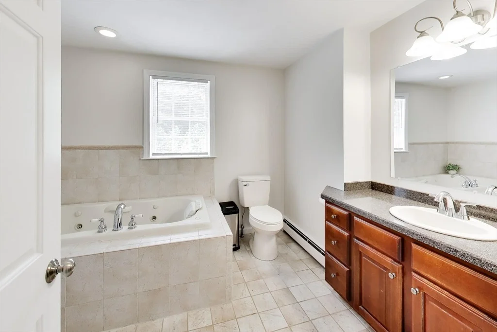 Photo of 24 Meadow Ln