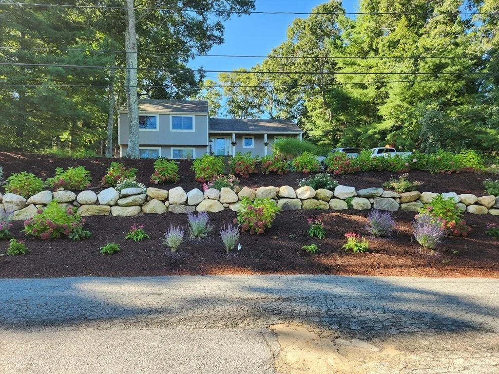 Photo of 10 Howard Ave
