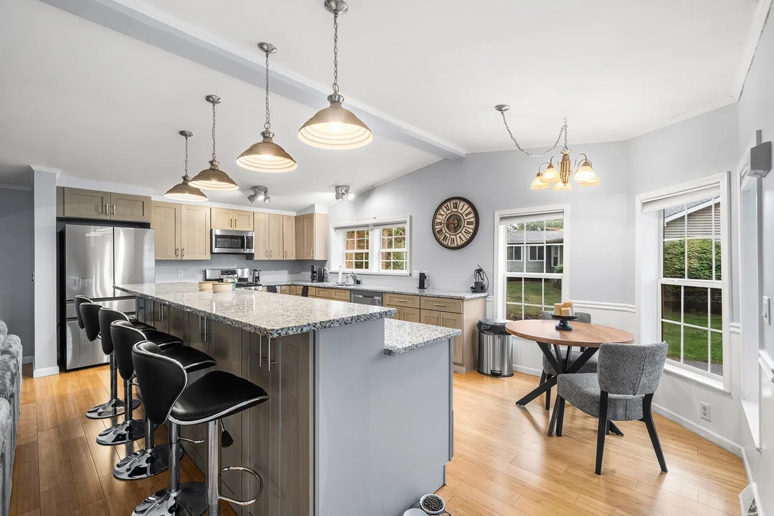 Photo of 7012 Oak Point Dr.