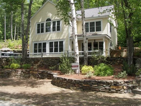 Photo of 286 Beachview Dr