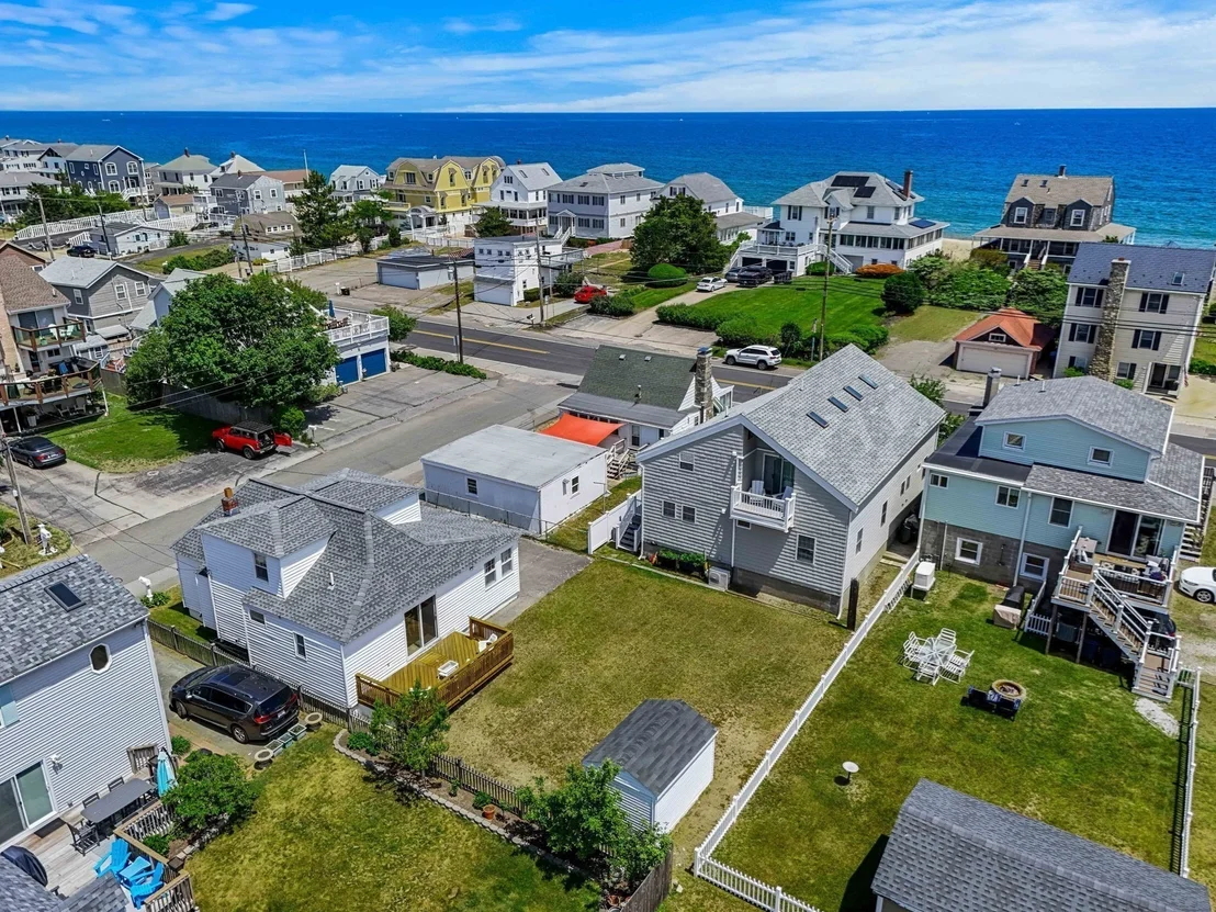 Photo of 1 Lewis Ave
