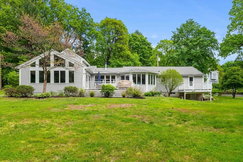 Photo of 139 Hidden Rd