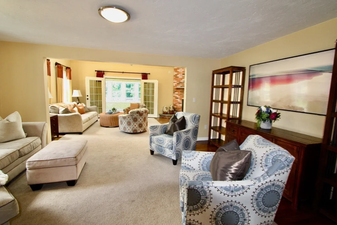 Photo of 10 Stoneybrook Drive