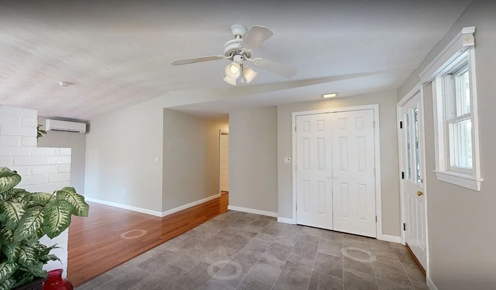 Photo of 22 Corrine Dr