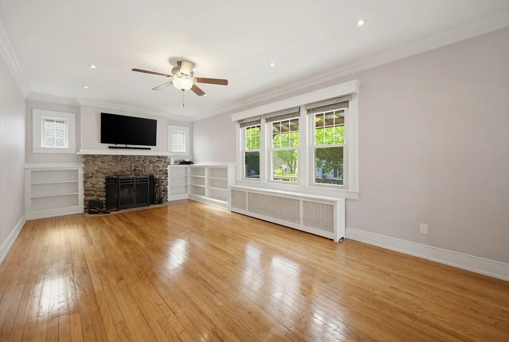 Photo of 488 Montgomery Street