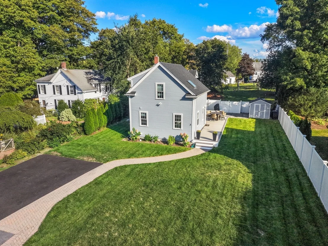 Photo of 3 Broads Ave