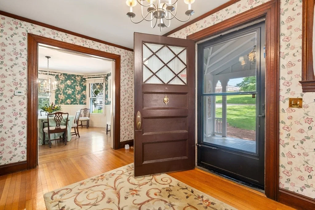 Photo of 121 State St