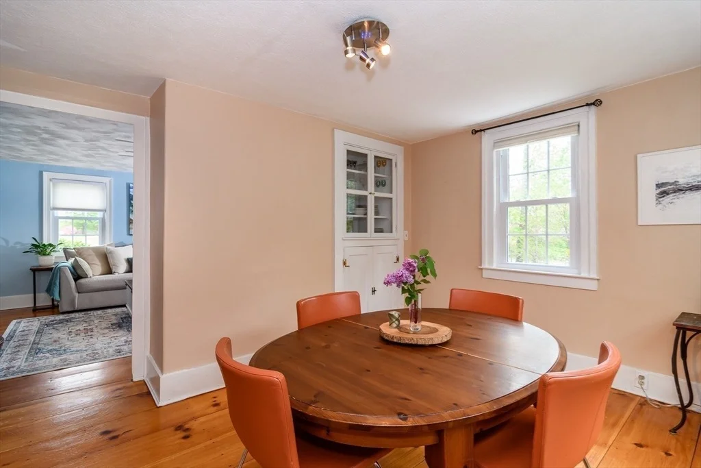 Photo of 288 Bacon St