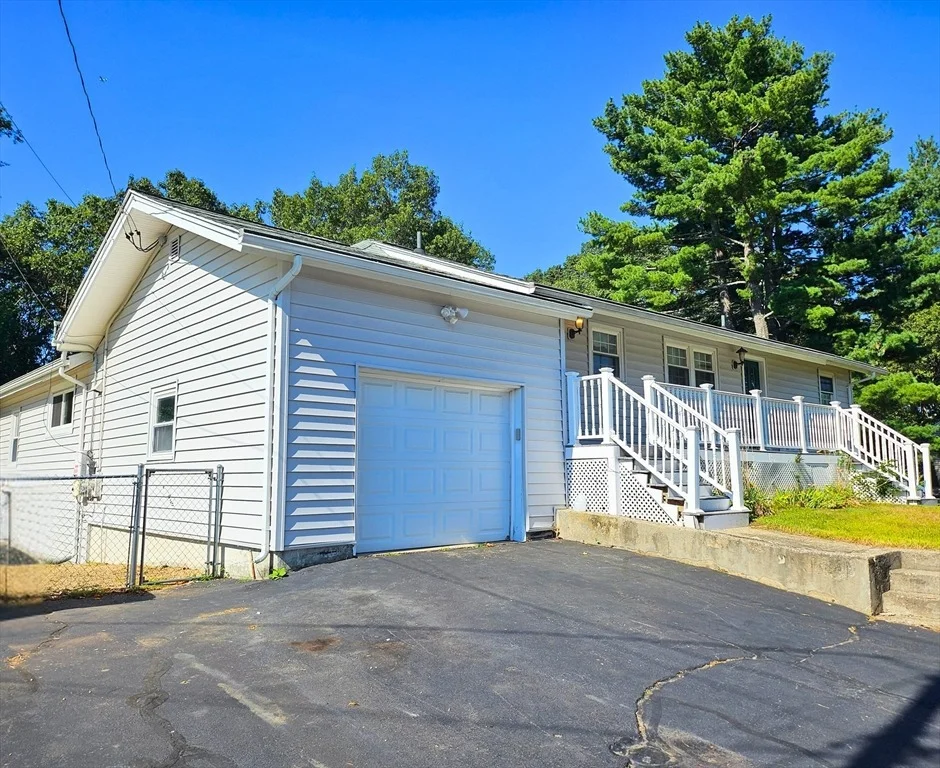 Photo of 5 Stanford Cir