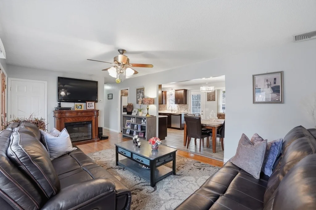 Photo of 572 Bartlett Street