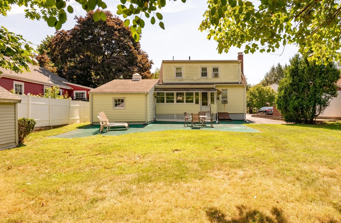 Photo of 31 Eustis St.