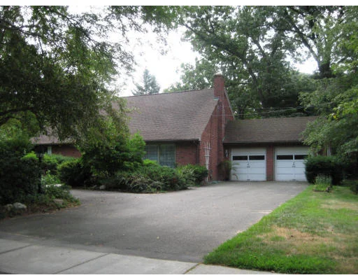 Photo of 405 Converse Street