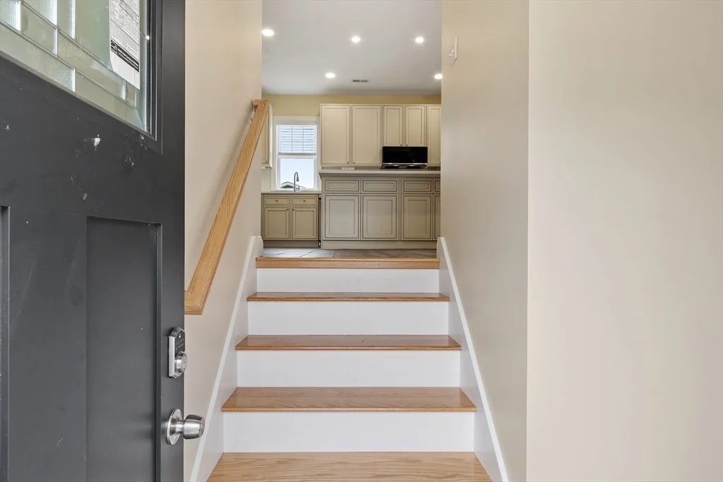 Photo of 23 Leslie Rd