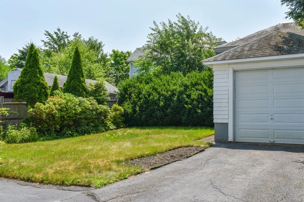 Photo of 30 Troy St