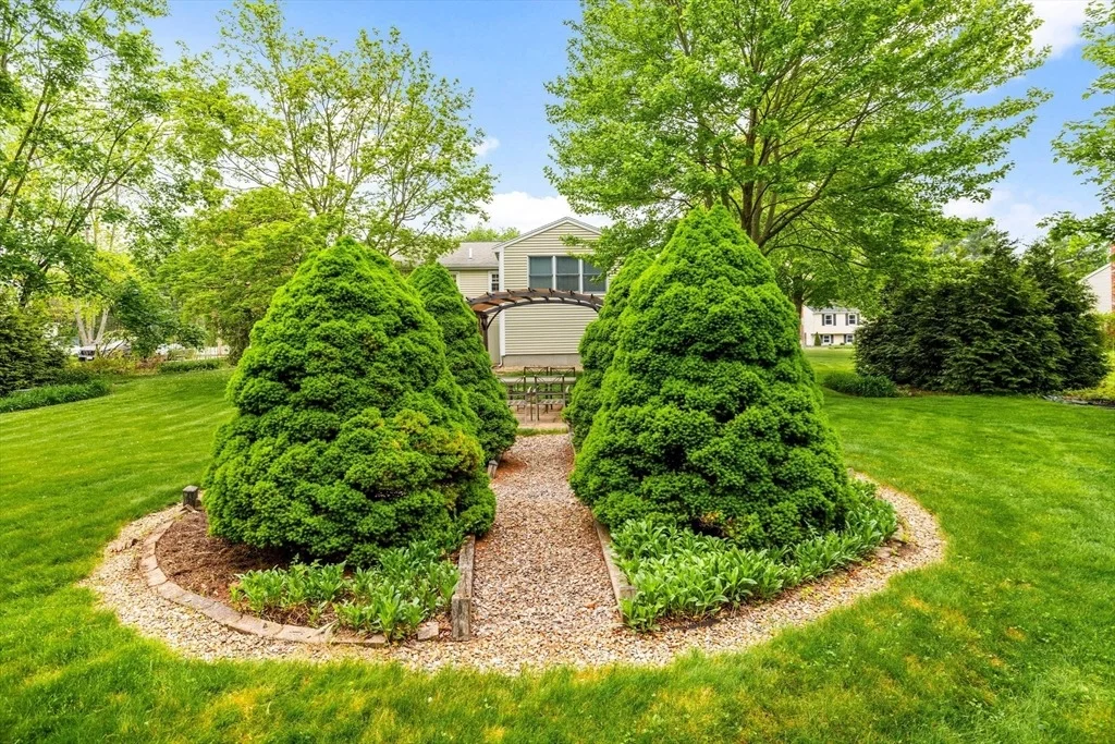 Photo of 75 Branch St