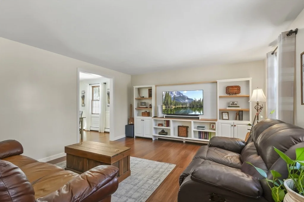 Photo of 3 Mount Jefferson Rd