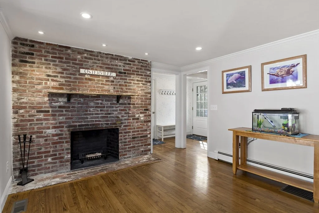 Photo of 50 Deerfield Road