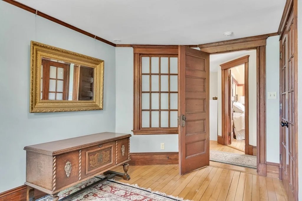 Photo of 56 Bennington St