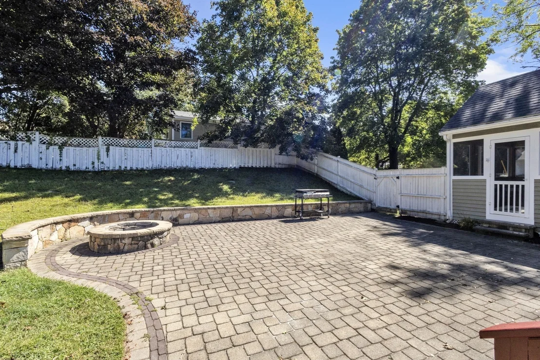 Photo of 4 Stratton Rd