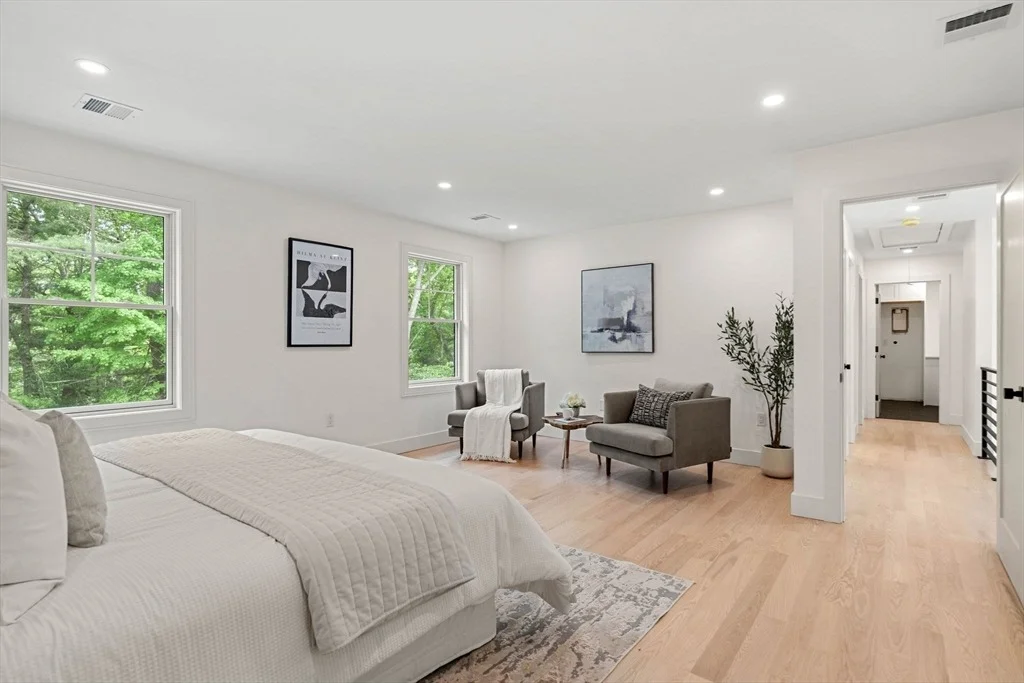 Photo of 100 Marblehead St