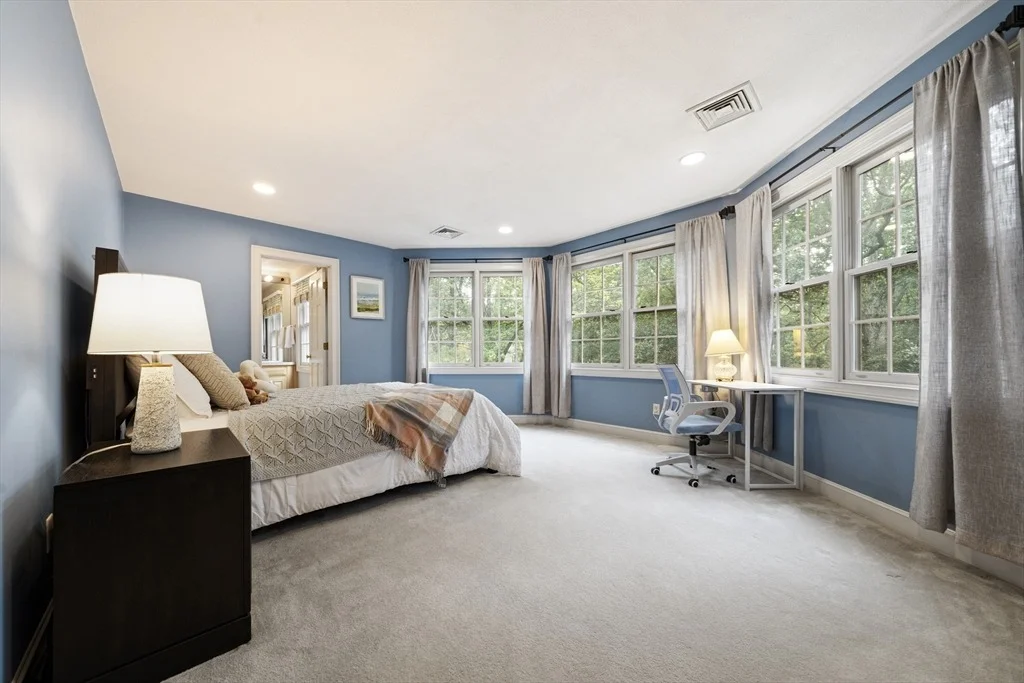 Photo of 89 Bridle Path