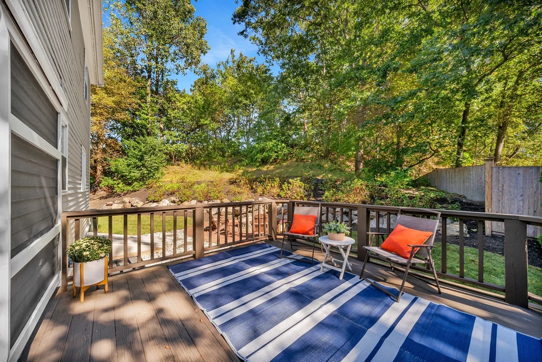 Photo of 2 Hunter Dr