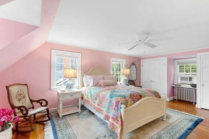 Photo of 40 Londonderry Rd
