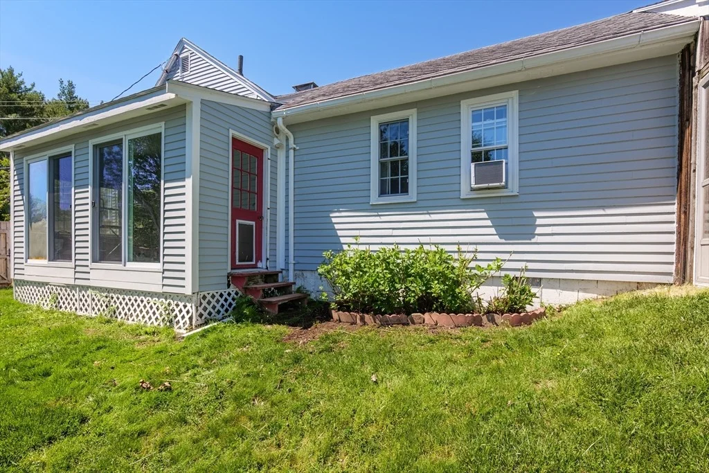 Photo of 129 Whitehall Rd